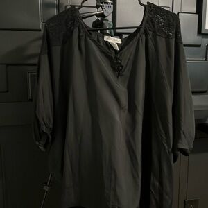 Lace Shoulder Hi-Low Blouse